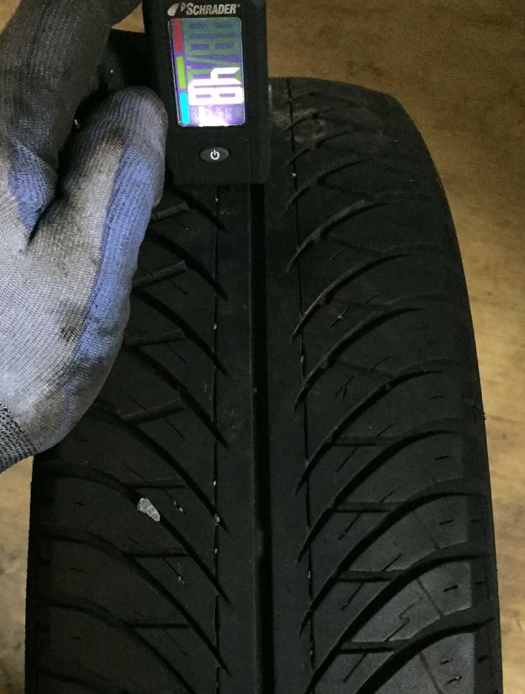 Uniroyal The Rain Tyre 165 65 R13 77T Pneucentrum B lina