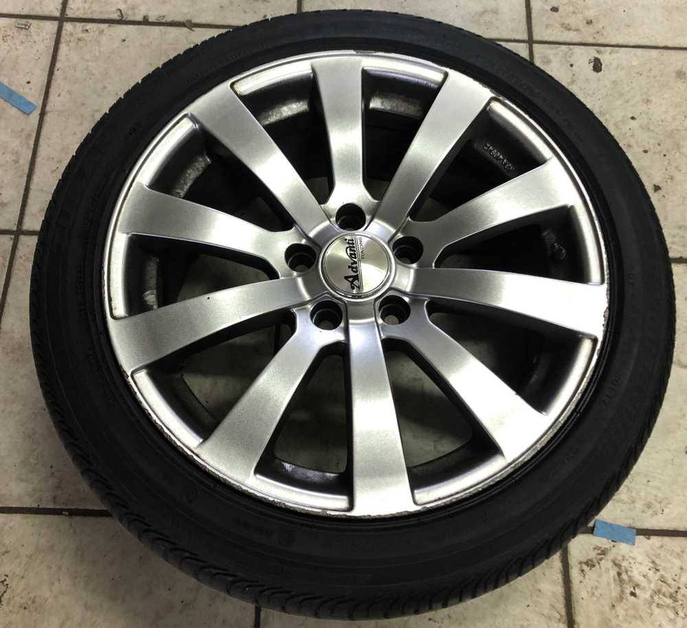 Alu kolo ADVANTI 8x17“ ET45, 5x112x66.5 a Bridgestone Turanza