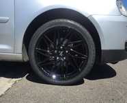 VW TOURAN jsme obuli na Alu kolo KESKIN 8x18“ ET45, 5x112x57 a Austone SP-7 225/40 R18 92Y