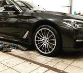 BMW 5 jsme obuli na Alu kolo TOMASON TN9 8.5x19“ ET30, 5x112x66.5 a Nexen Winguard Sport 245/40 R19 98V