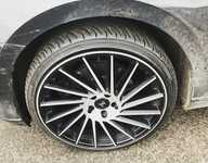 VW PASSAT jsme obuli na Alu kolo KESKIN 9x20“ ET30, 5x112x66.5 a Kumho KU31 225/35 R20 90Y