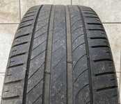 Kleber Dynaxer UHP 235/40 R19 96Y XL