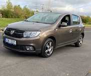 DACIA SANDERO jsme obuli na Alu kolo AEZ 6.5x15" ET38, 4x100x60 a Lassa Multiways 2 185/65 R15 92V XL