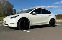 TESLA MODEL Y jsme obuli na Alu kolo AVUS 9.5x19“ 5x114.3x64 ET45 a Bridgestone Blizzak 6 255/45 R19 104W XL + čidla tlaku TPMS