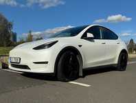 TESLA MODEL Y jsme obuli na Alu kolo AVUS 9.5x19“ 5x114.3x64 ET45 a Bridgestone Blizzak 6 255/45 R19 104W XL + čidla tlaku TPMS