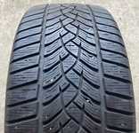 Goodyear UltraGrip Performance + 235/40 R19 96V XL