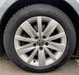 ŠKODA SUPERB jsme obuli na Alu kolo originál VW 7x16" ET45 5x112x57 a Sailun Ice Blazer Alpine+ 205/55 R16 94H XL