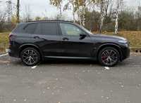 BMW X5 jsme obuli na Alu kolo HRS Přední 5x112x66.5 9x20" ET35 a Pirelli Scorpion Winter 275/45 R20 110V XL RFT, Zadní 5x112x66.5 10.5x20" ET40 a Pirelli Scorpion Winter 305/40 R20 112V XL RFT + čidla tlaku TPMS