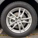 KIA SPORTAGE jsme obuli na Alu kolo DEZENT 7x17“ ET43.5, 5x114.3x67 a Nokian Tyres Snowproof 2 215/65 R17 103H XL