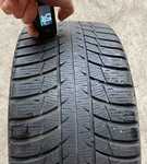 Bridgestone Blizzak LM001 225/40 R18 92V XL